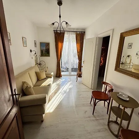 Panorama Δωμάτια σε οικογενειακή κατοικία